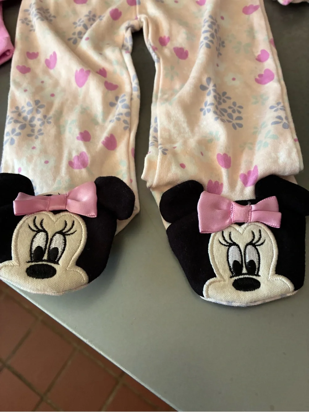 Disney NEW WITH TAGS Baby Minnie Mouse bodysuit, matching footed pants, headband